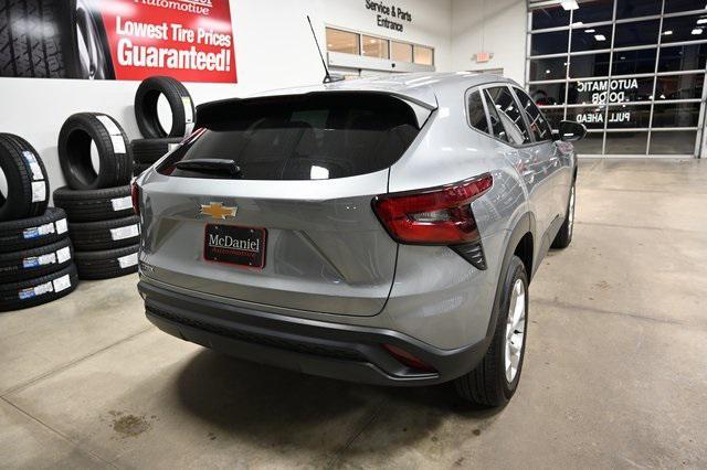 used 2024 Chevrolet Trax car, priced at $19,900