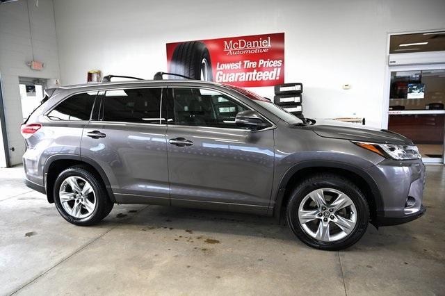 used 2017 Toyota Highlander car, priced at $27,500