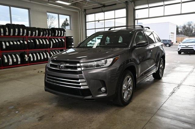 used 2017 Toyota Highlander car, priced at $27,500