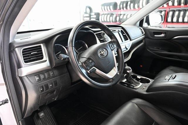 used 2017 Toyota Highlander car, priced at $27,500