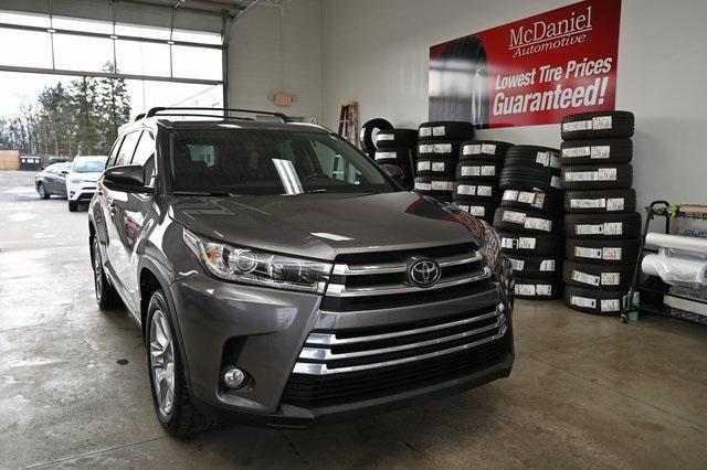 used 2017 Toyota Highlander car, priced at $27,500