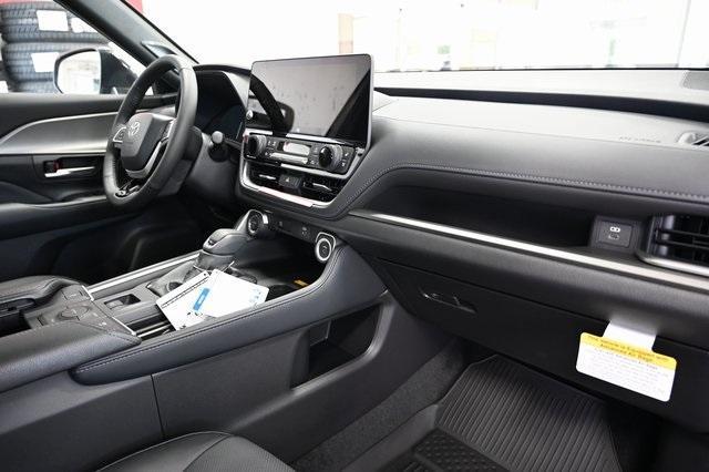 new 2025 Toyota Grand Highlander Hybrid car, priced at $58,338