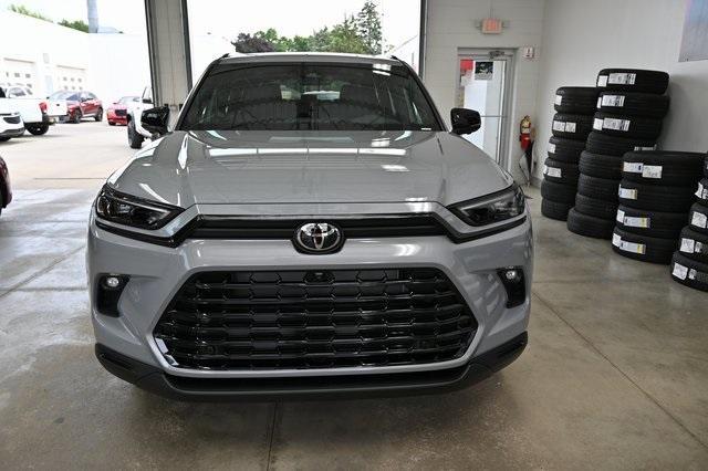 new 2025 Toyota Grand Highlander Hybrid car, priced at $58,338