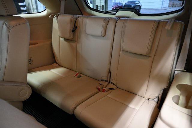 used 2014 Toyota Highlander car, priced at $13,900