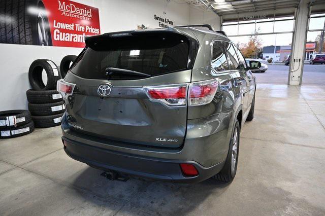 used 2014 Toyota Highlander car, priced at $13,900