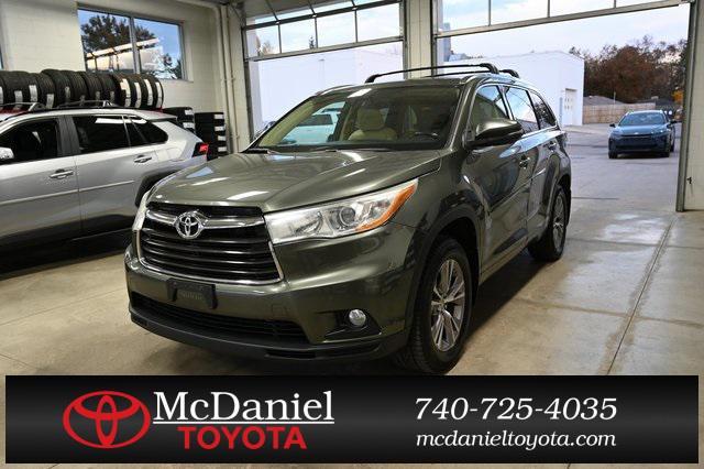 used 2014 Toyota Highlander car, priced at $13,900