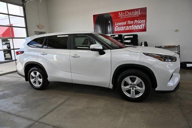 used 2023 Toyota Highlander car, priced at $36,900