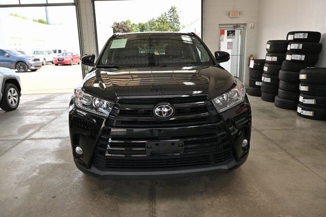 used 2017 Toyota Highlander car, priced at $21,900