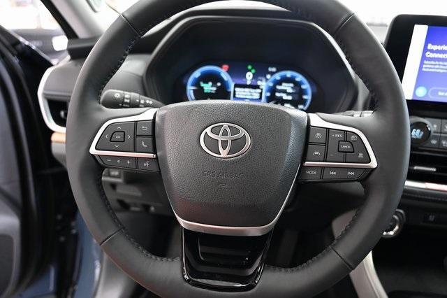 new 2025 Toyota Grand Highlander Hybrid car, priced at $59,372