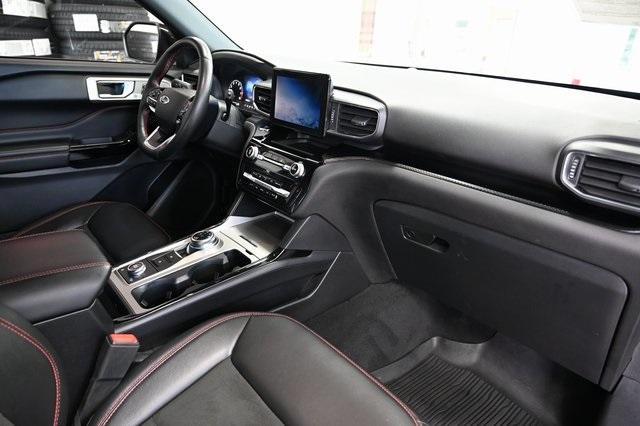 used 2022 Ford Explorer car, priced at $31,900