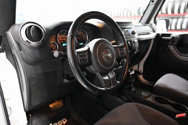 used 2015 Jeep Wrangler Unlimited car, priced at $14,900