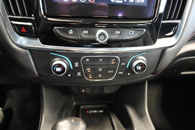 used 2022 Chevrolet Traverse car, priced at $25,900