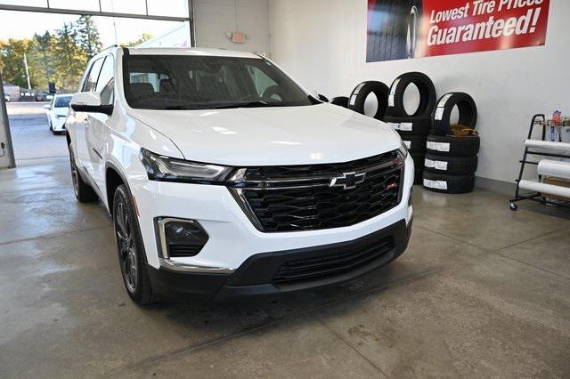 used 2022 Chevrolet Traverse car, priced at $25,900