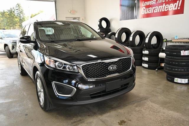 used 2016 Kia Sorento car, priced at $15,900