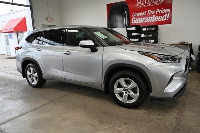used 2021 Toyota Highlander car, priced at $30,500