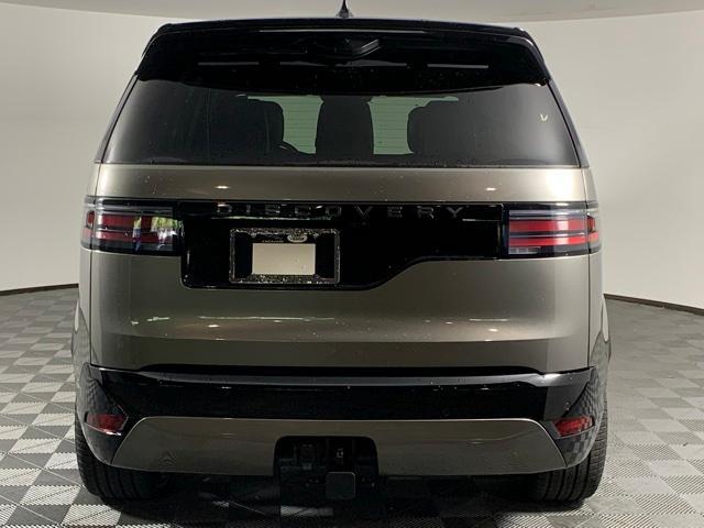 new 2024 Land Rover Discovery car, priced at $74,158