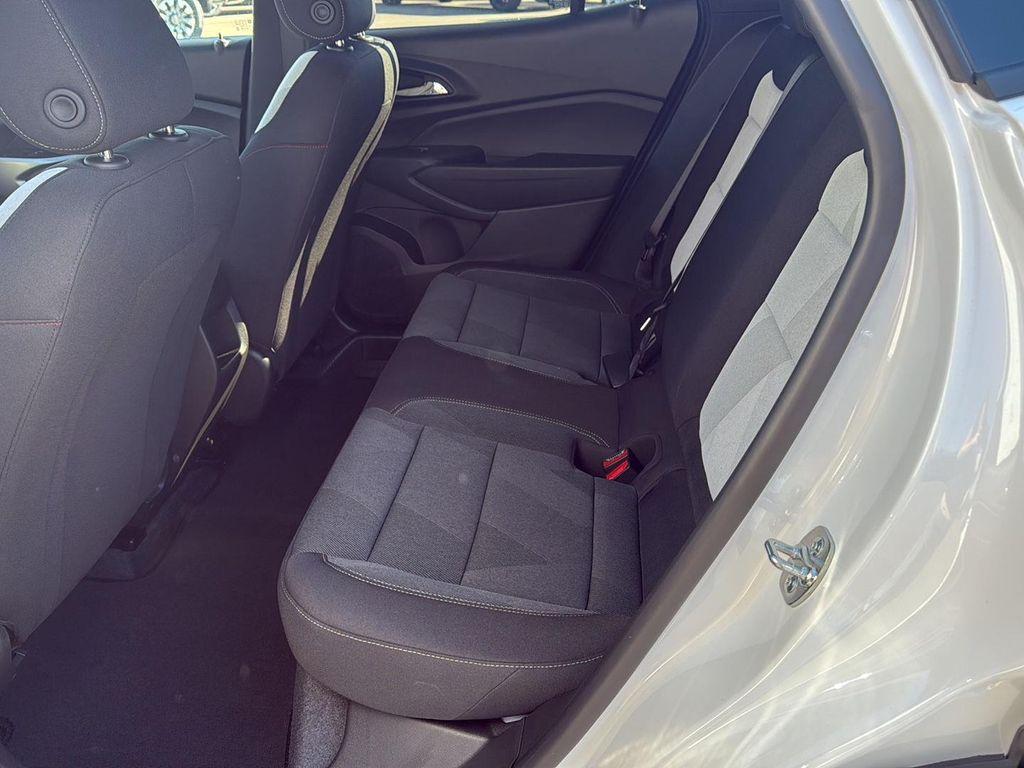 new 2025 Chevrolet Trax car, priced at $25,125