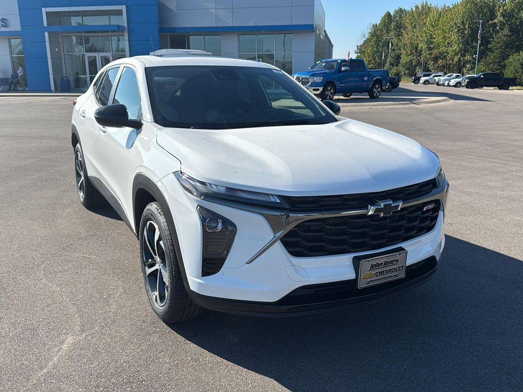 new 2025 Chevrolet Trax car, priced at $25,125