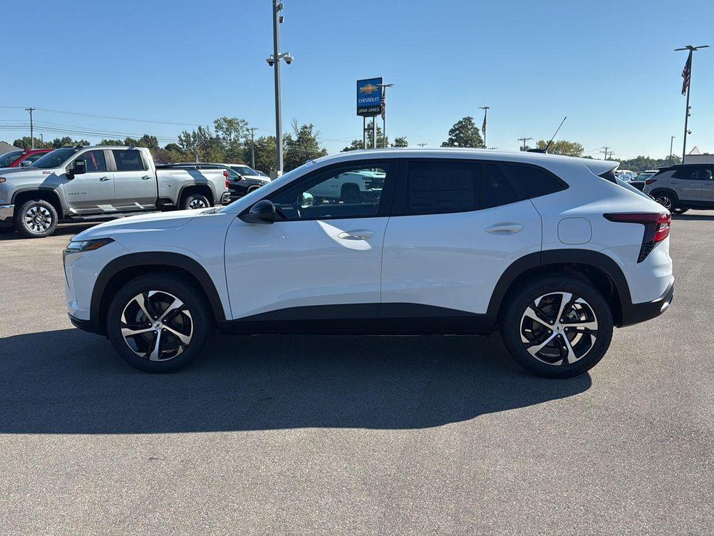 new 2025 Chevrolet Trax car, priced at $25,125
