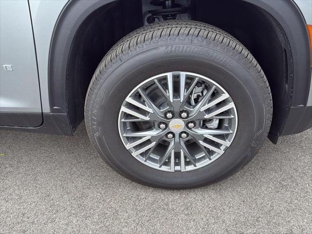 new 2025 Chevrolet Traverse car, priced at $43,510