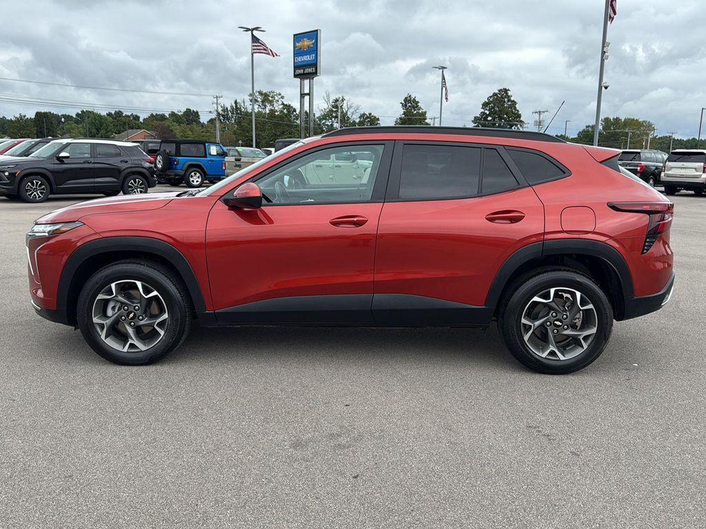 used 2024 Chevrolet Trax car, priced at $23,674