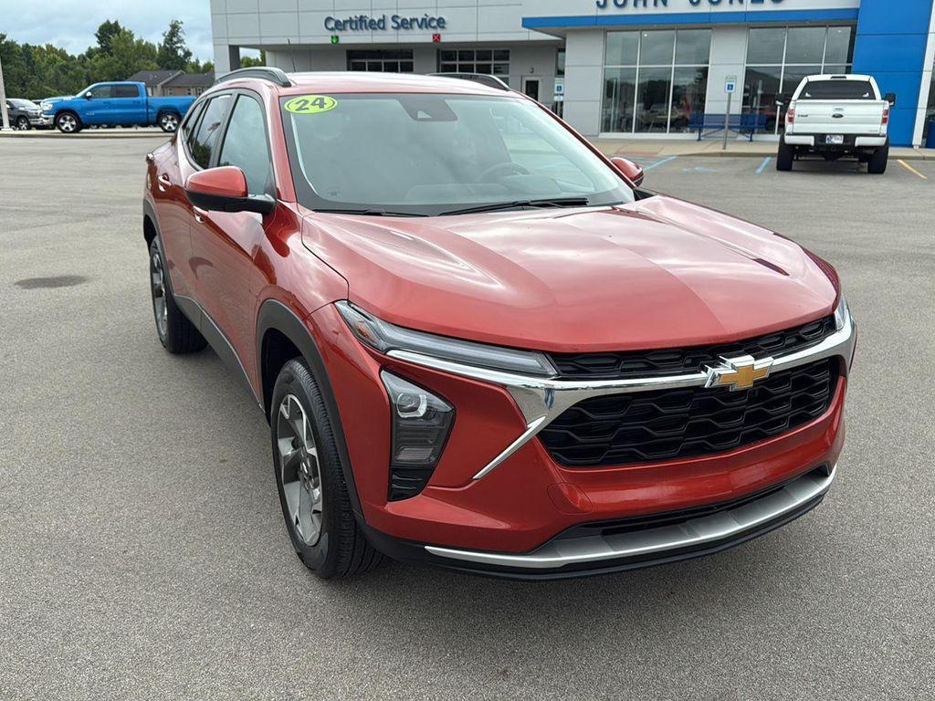 used 2024 Chevrolet Trax car, priced at $23,674