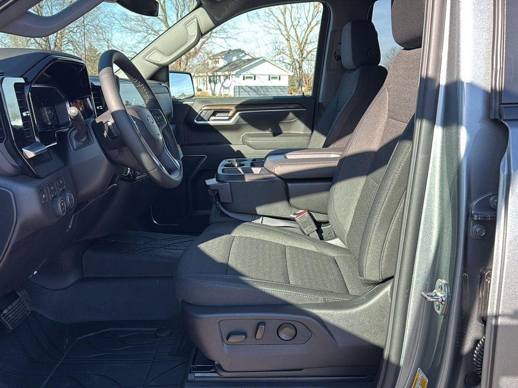 new 2026 Chevrolet Silverado 1500 car, priced at $46,505