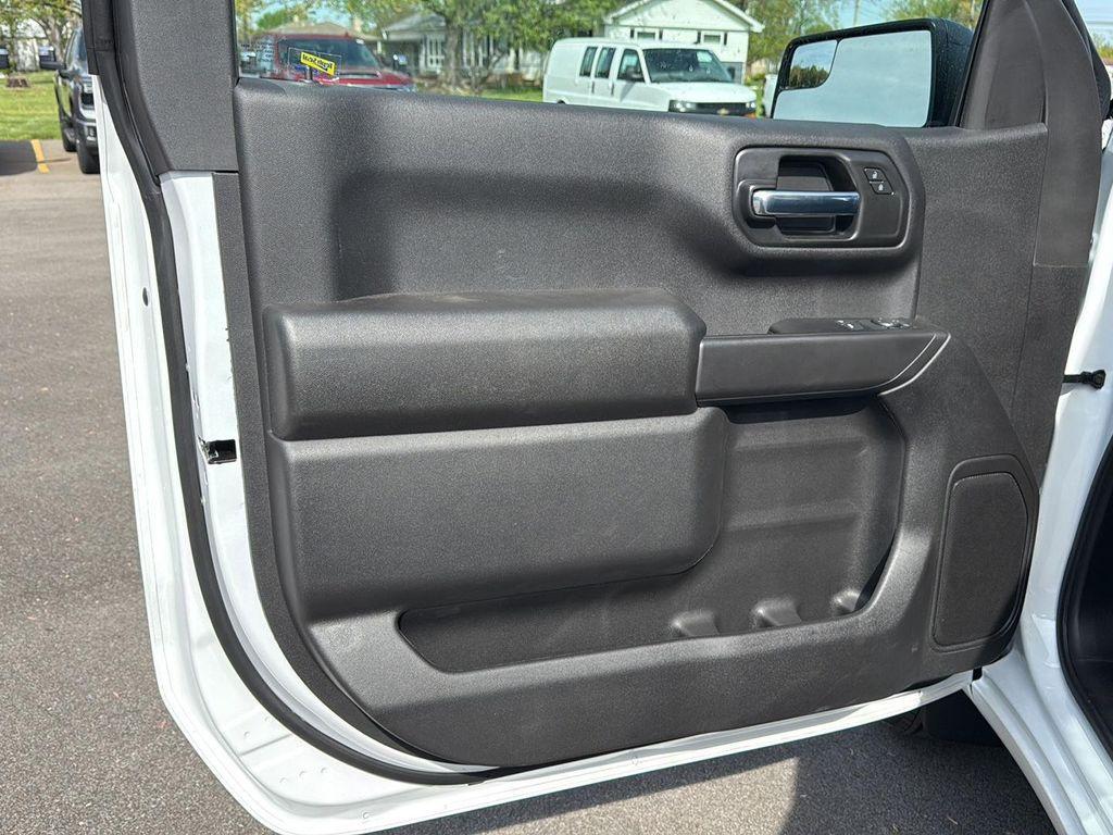 new 2025 Chevrolet Silverado 1500 car, priced at $37,355