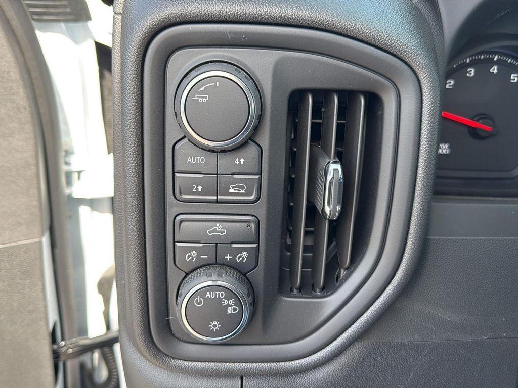 new 2025 Chevrolet Silverado 1500 car, priced at $37,355