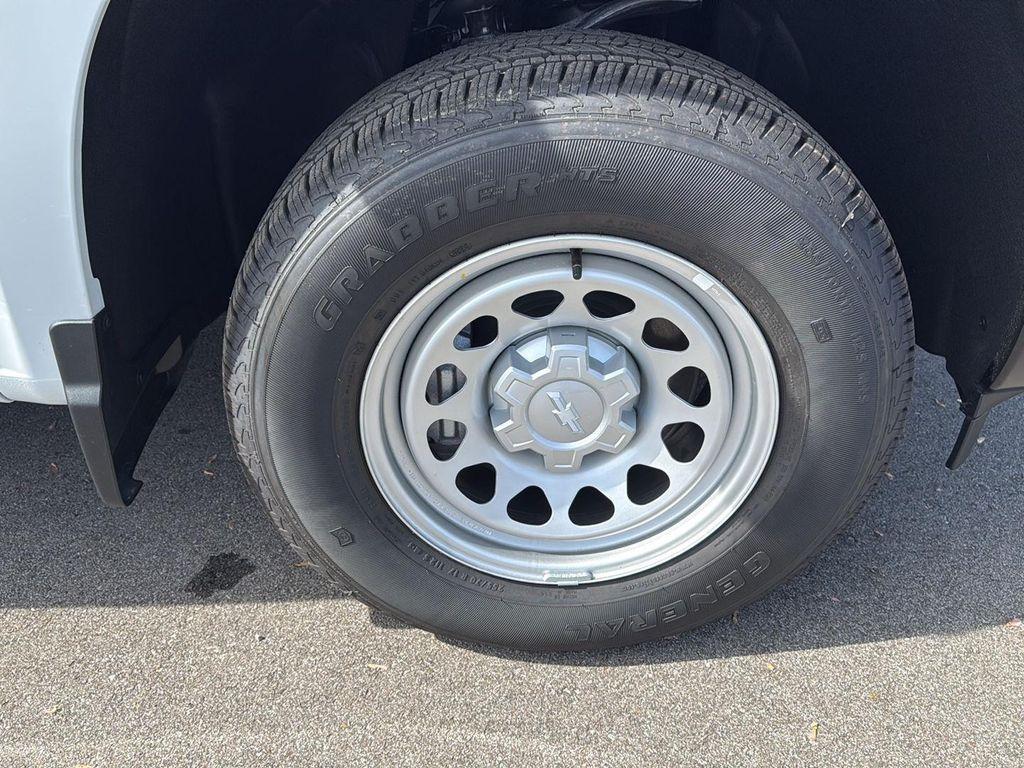 new 2025 Chevrolet Silverado 1500 car, priced at $37,355