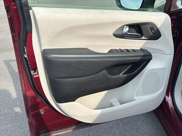 used 2023 Chrysler Pacifica car, priced at $24,495