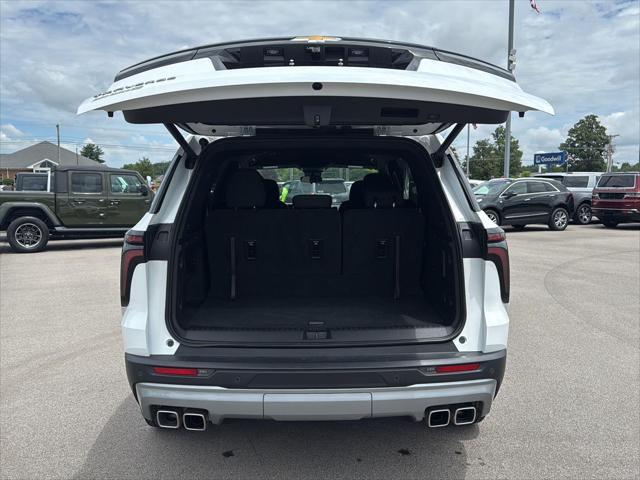 used 2025 Chevrolet Traverse car, priced at $38,833
