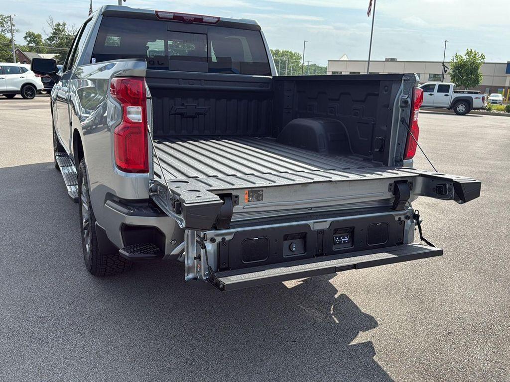 new 2025 Chevrolet Silverado 1500 car, priced at $68,425