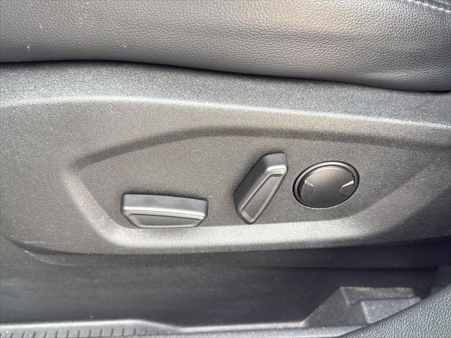 used 2023 Ford Edge car, priced at $24,495