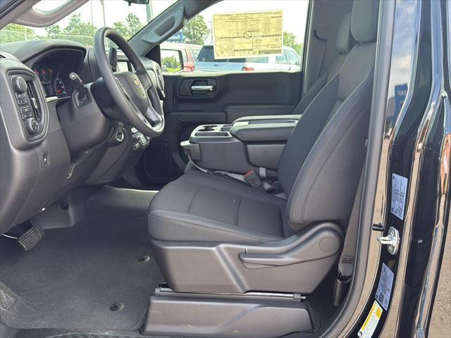 new 2025 Chevrolet Silverado 1500 car, priced at $40,400