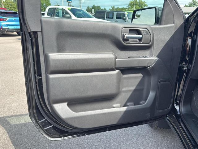 new 2025 Chevrolet Silverado 1500 car, priced at $40,400