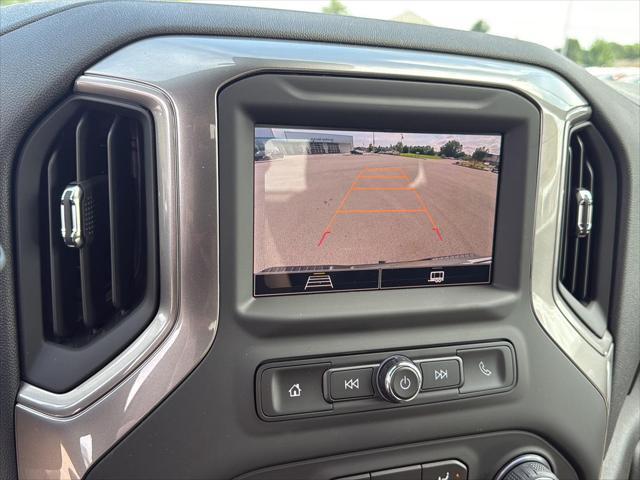new 2025 Chevrolet Silverado 1500 car, priced at $40,400