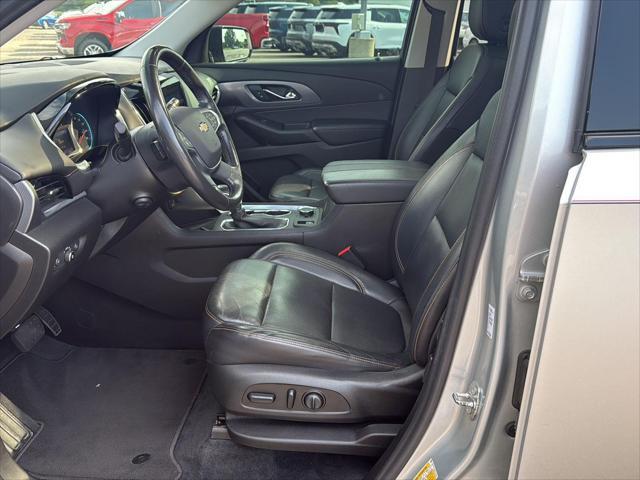 used 2021 Chevrolet Traverse car, priced at $31,395