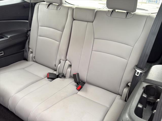 used 2021 Honda Pilot car, priced at $27,630