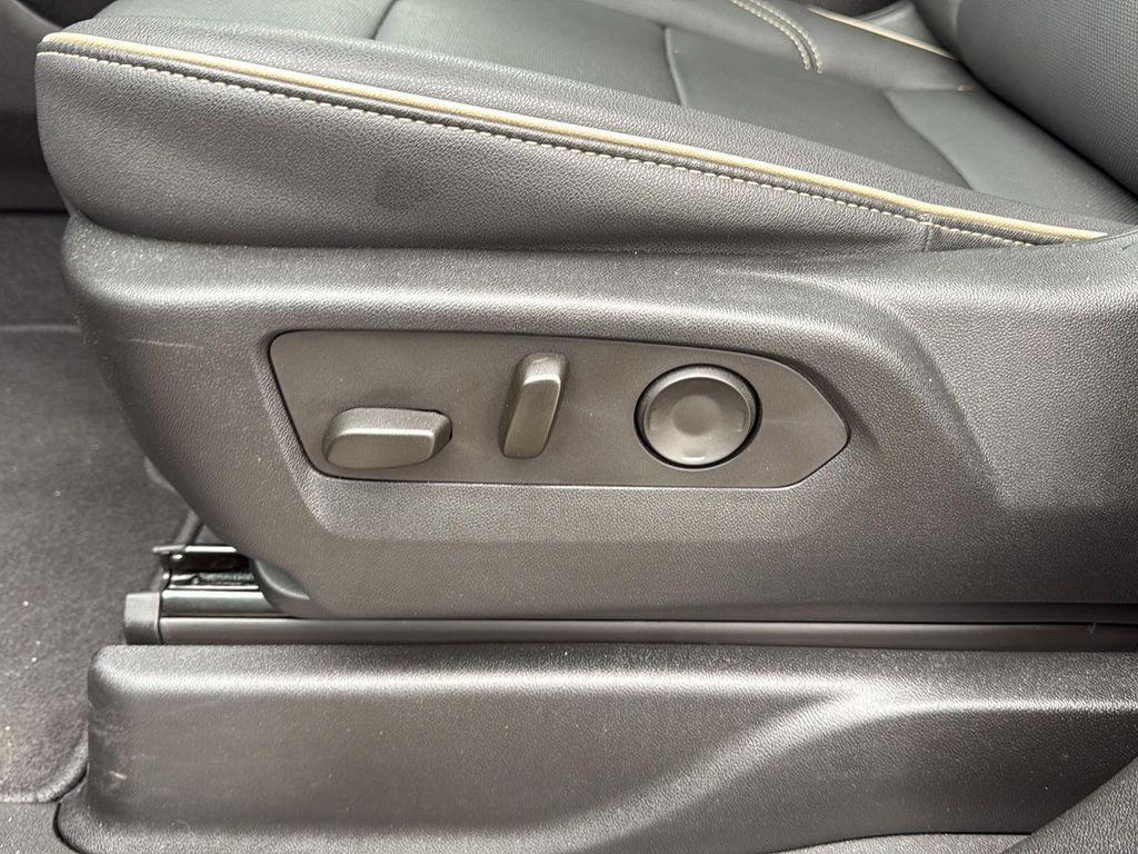 used 2023 GMC Yukon XL car, priced at $66,000