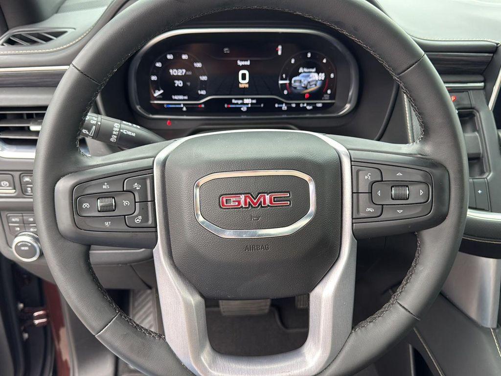 used 2023 GMC Yukon XL car, priced at $66,000