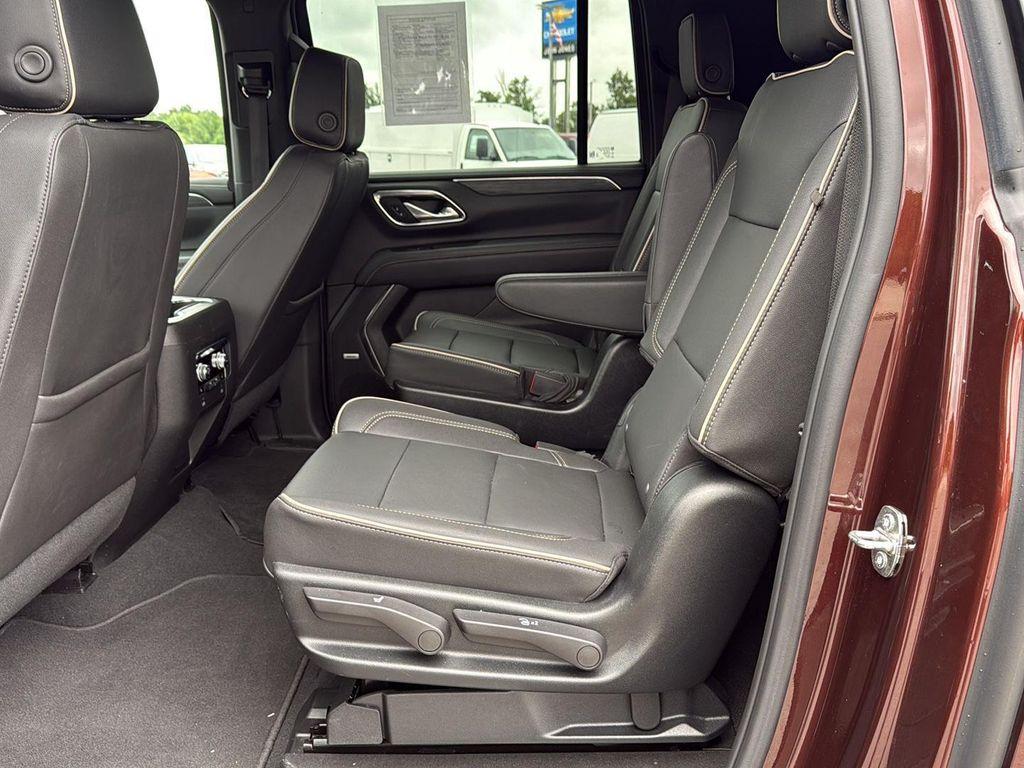 used 2023 GMC Yukon XL car, priced at $66,000