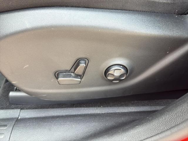 used 2021 Jeep Cherokee car, priced at $26,356
