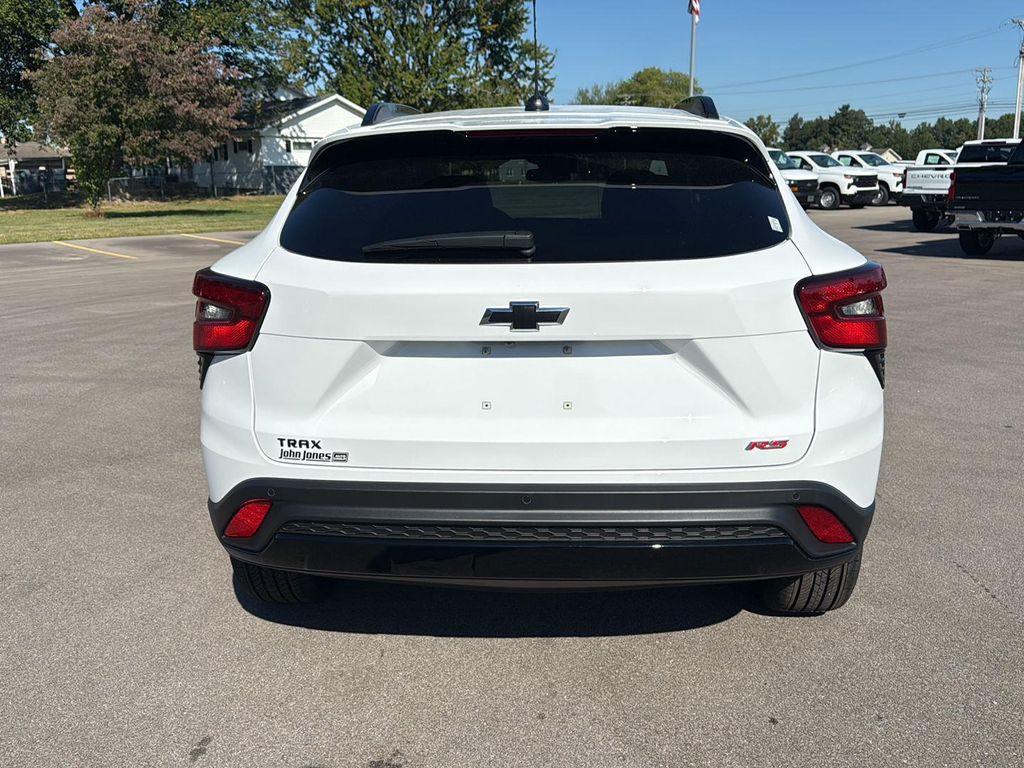 new 2025 Chevrolet Trax car, priced at $27,625