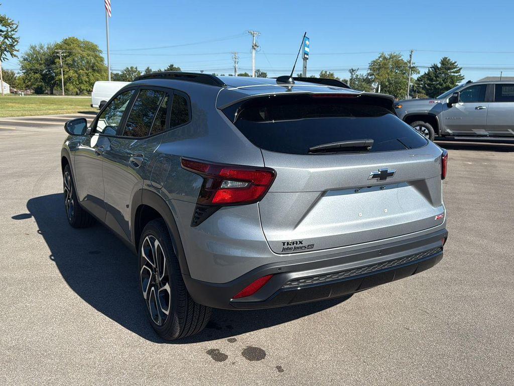 new 2025 Chevrolet Trax car, priced at $27,890