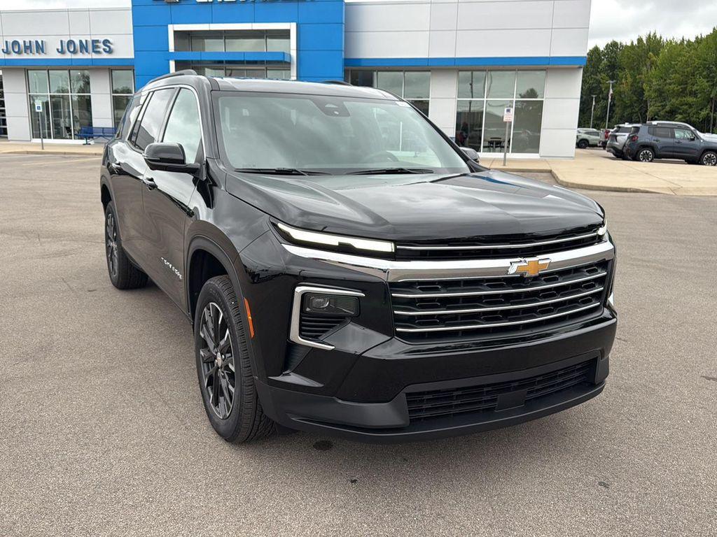 new 2025 Chevrolet Traverse car, priced at $49,389