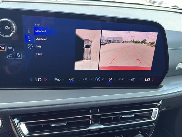 new 2025 Chevrolet Traverse car, priced at $43,090