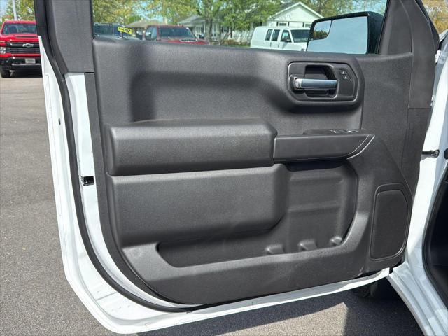new 2025 Chevrolet Silverado 1500 car, priced at $39,605