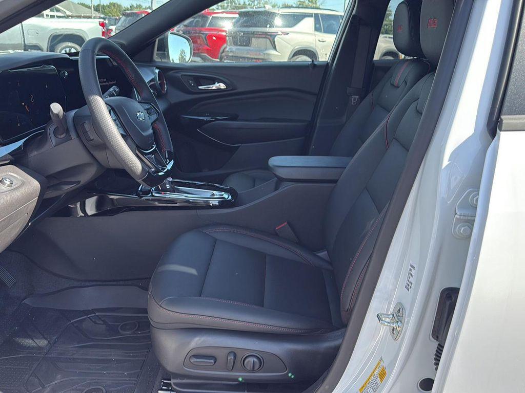 new 2025 Chevrolet Trax car, priced at $27,350