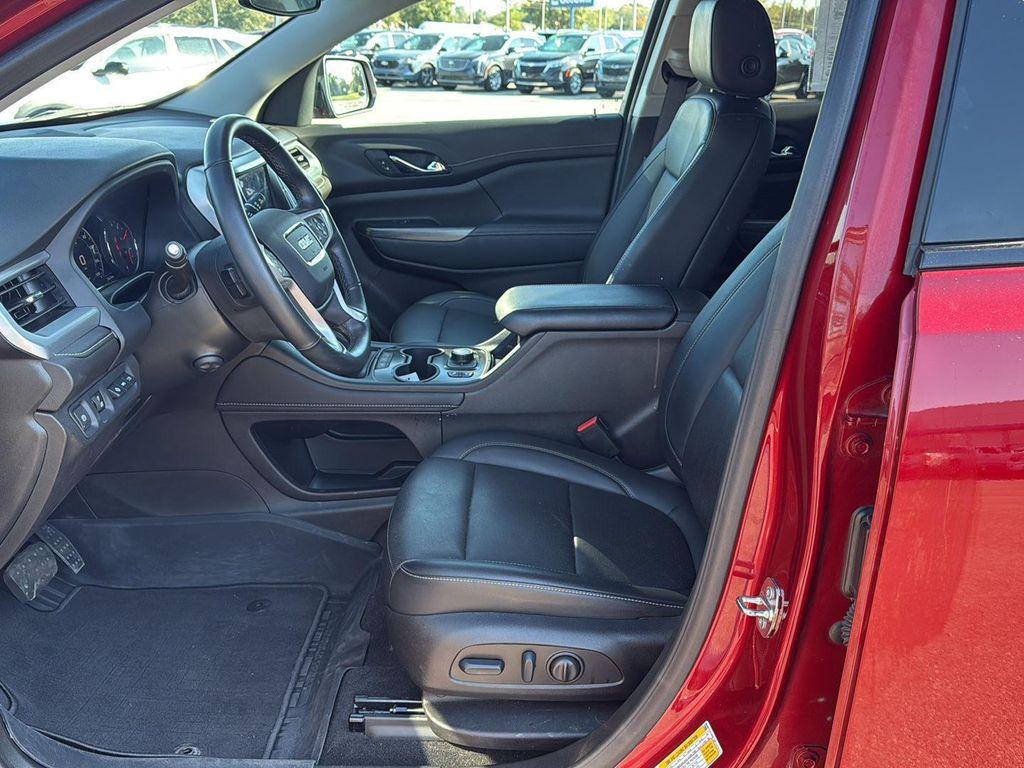 used 2023 GMC Acadia car, priced at $33,000